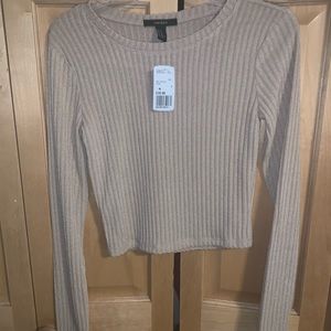 NWT Forever 21 cropped taupe long sleeve top